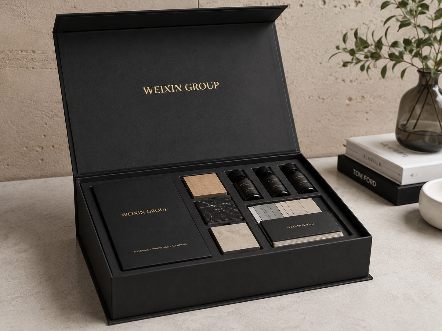 Magnetic closure presentation box for premium product presentation