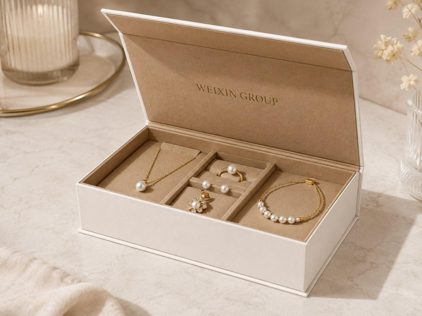 Luxury magnetic presentation box for jewelry watches and accessories with custom insert